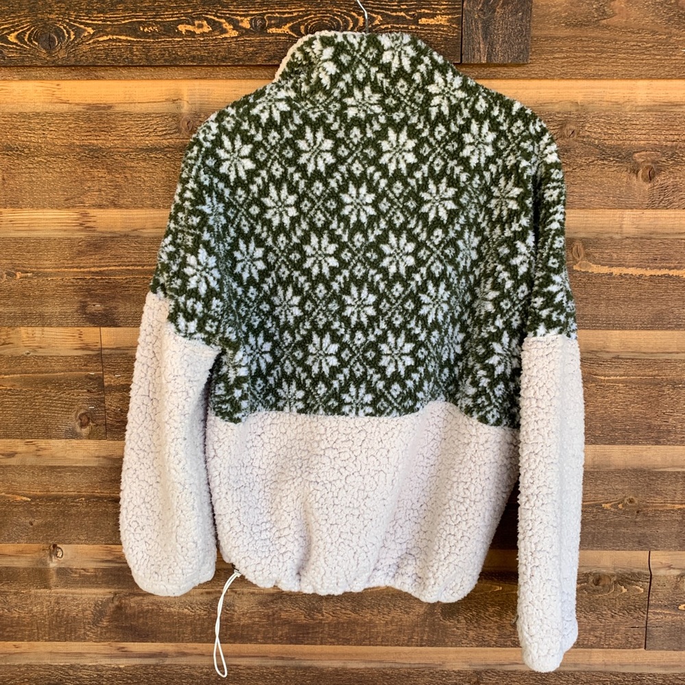 Patterned Fleece - image 5